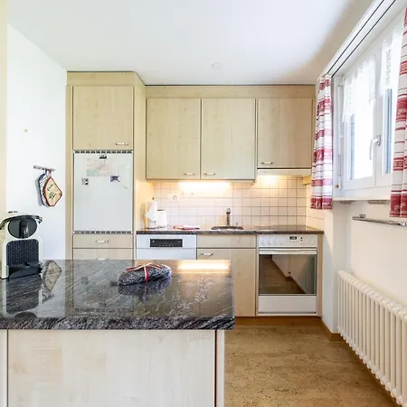 Haemmig Chasa Furtuenada شقة *